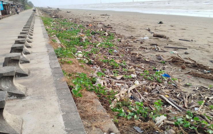 Nhếch nhác khu du lịch Ba Động nổi tiếng