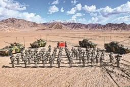 Thông điệp đanh thép từ báo quân đội Trung Quốc về vụ điều tra 2 tướng Quân ủy Trung ương