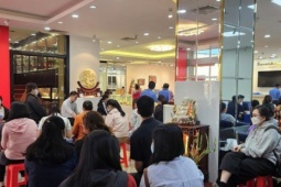 Giá bạc hôm nay 28-1: Đỉnh mới vượt 4,5 triệu đồng/lượng, nhiều người vẫn mua chờ 6 tháng