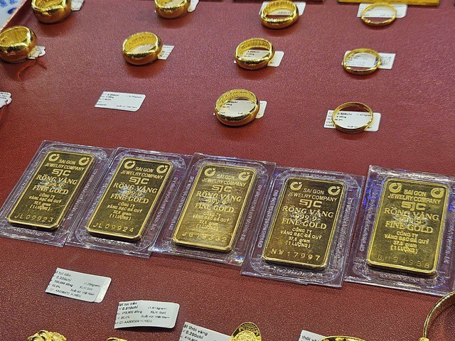 Tối 29-1, giá vàng miếng SJC đảo chiều, giảm rất nhanh