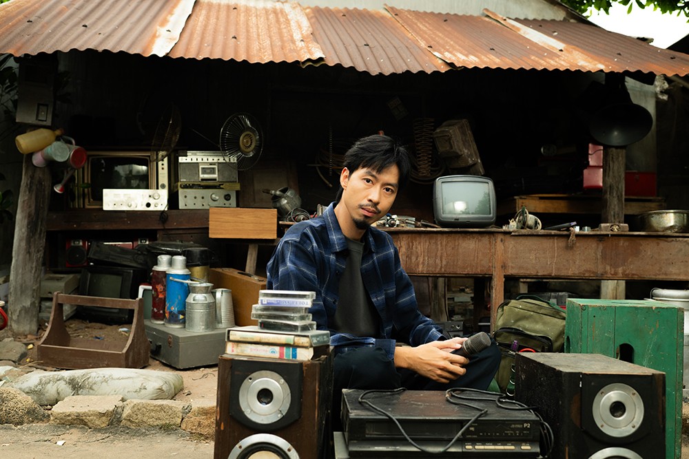 MV “Việc lớn”: Những nỗ lực của người lớn để con trẻ được "vui như Tết" - 2