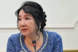 Mẹ 'Cường đô la' nợ công ty bao nhiêu tiền?