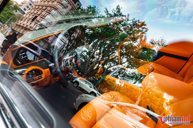 Ngắm Rolls-Royce Ghost Black Badge của đại gia Hà Nội, Việt Nam chỉ có 2 chiếc - 9