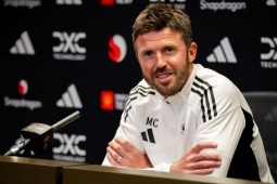 Bí quyết thành công của HLV Carrick tại MU: Nghệ thuật của sự  " nhàm chán " 