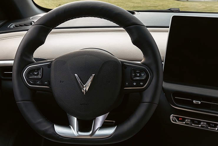 Giá xe điện VinFast VF 6 tháng 2/2026, ưu đãi tới 45 triệu đồng - 16