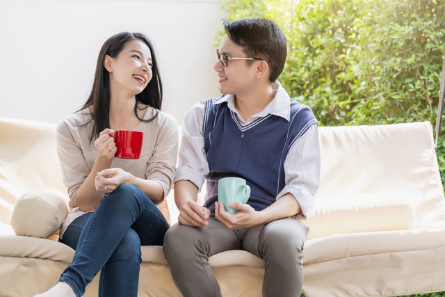 Xử Nữ dễ đồng cảm với nỗi buồn của người khác. Khi bạn gặp khó khăn, họ không chỉ an ủi bằng lời nói mà còn tìm cách hỗ trợ thiết thực. Ảnh minh họa