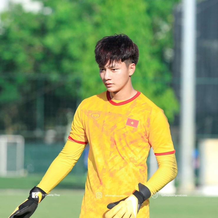 Cao Văn Bình tập luyện. Ảnh: VFF.