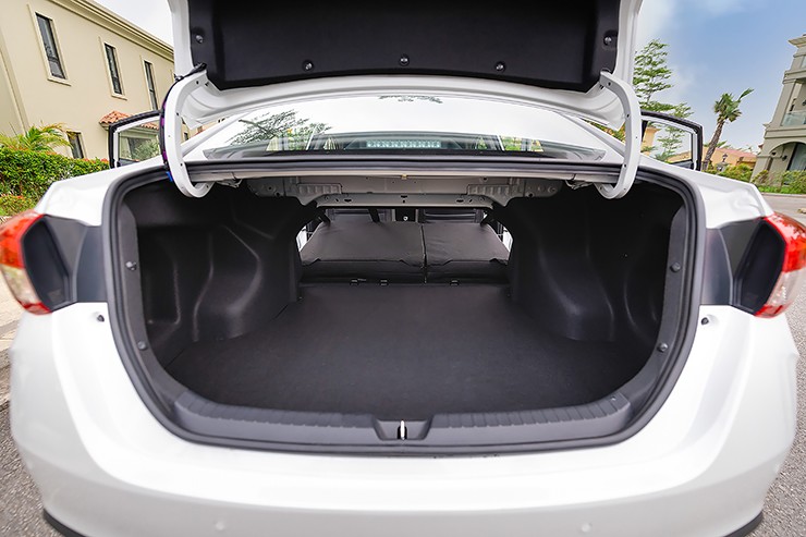 Giá xe Toyota Vios lăn bánh tháng 2/2026, giảm 50% phí trước bạ - 15