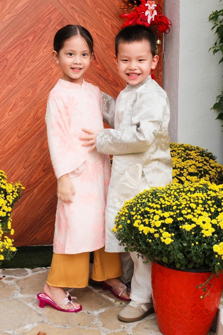 Hồ Ngọc Hà - Kim Lý trang hoàng biệt thự đón Tết - 6