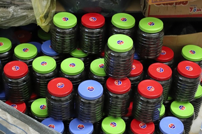 Đường dây làm giả 'thuốc đông y cổ truyền' từ bột ngô, thuốc tây