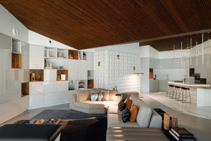 Nhà 1.200 m2 ẩn mình dưới tán cây hoàn thiện trong 8 năm - 6