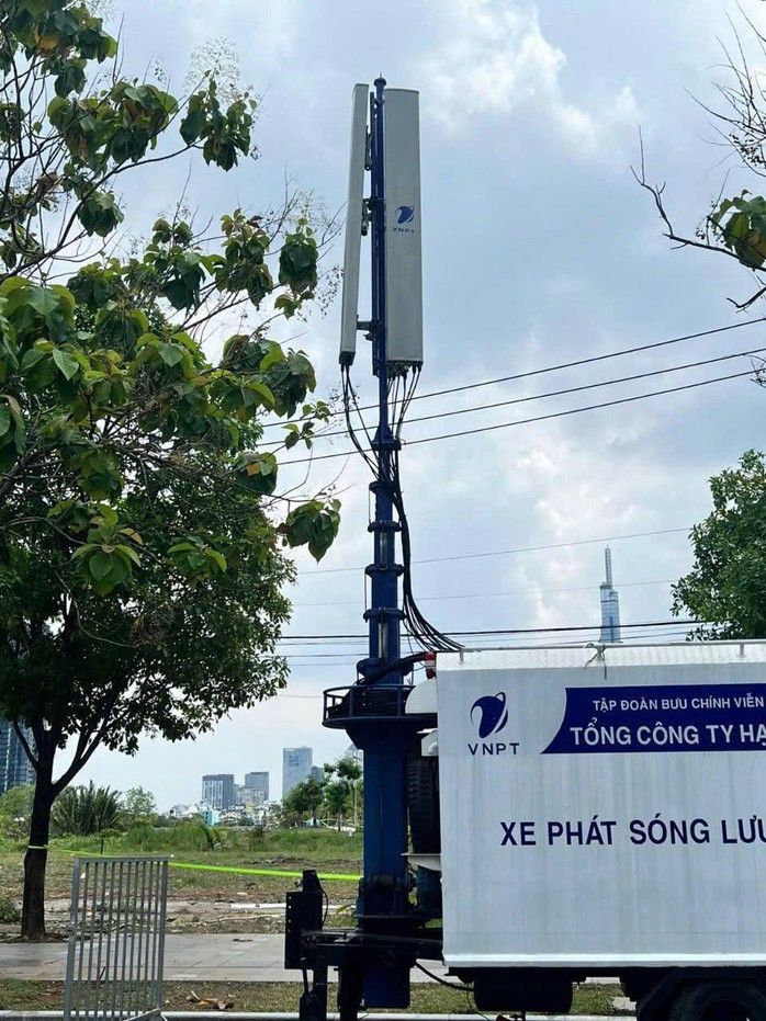 Trạm phát sóng di động của VNPT