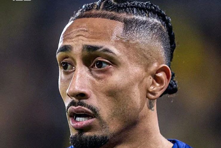 Raphinha mùa này đã vắng mặt trong gần như mọi trận thua của Barca