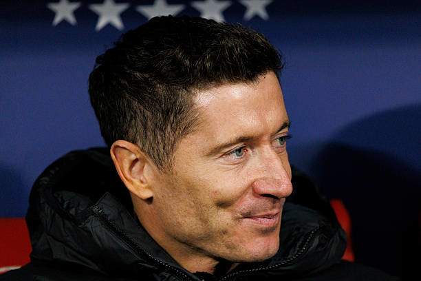 Lewandowski có thể rời Barca sau mùa giải này do Barca vẫn chưa mời anh gia hạn