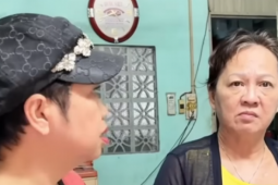 Nam ca sĩ nổi tiếng hát 