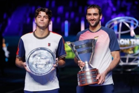 Tennis đỉnh cao thế giới: De Minaur đọ sức Humbert, Fritz đối đầu Cilic tranh vé chung kết