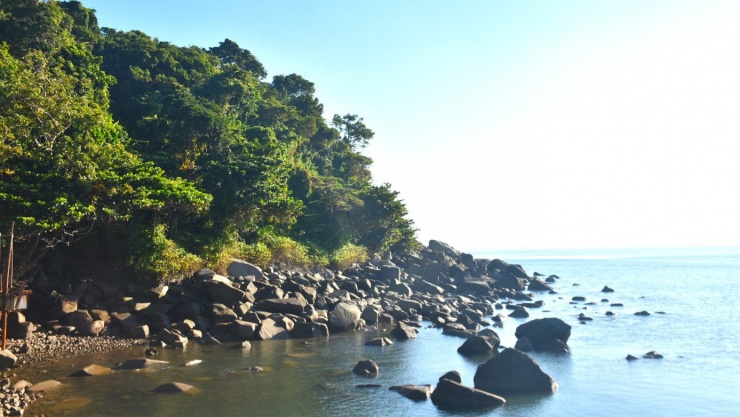 Vẻ đẹp hoang sơ, kiêu hãnh của Hòn Khoai - 5