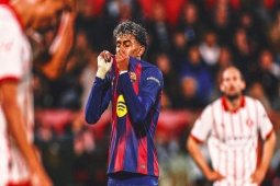  " Lời nguyền khung gỗ "  ám ảnh Barca, 32 lần bóng chạm cột/xà đen đủi nhất châu Âu