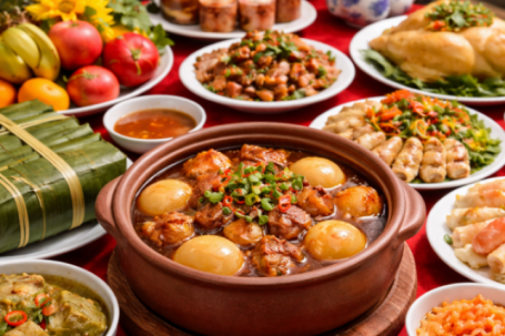 Vì sao ngày Tết người miền Nam lại ăn thịt kho hột vịt? Món ăn tưởng quen mà chứa cả triết lý sum vầy đầu năm