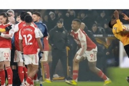 Cận cảnh màn xô xát hỗn loạn khi Wolves hoà kịch tính Arsenal