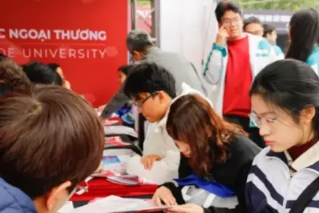 Thêm trường đại học 'nói không' với tuyển thẳng giải khoa học kĩ thuật quốc gia, quốc tế