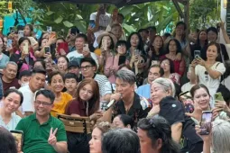 Đàm Vĩnh Hưng vỡ trận 3 ngày Tết