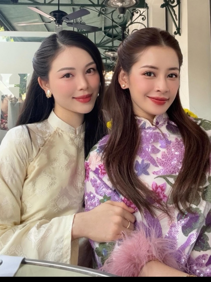 Ảnh sao 21/2: Midu theo chồng thiếu gia về quê chúc Tết - 10