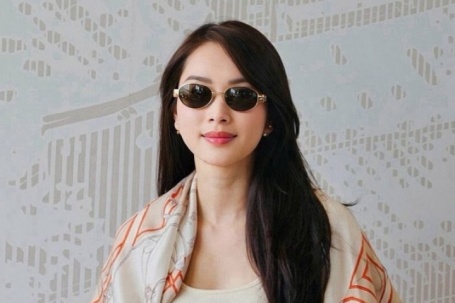 Đặng Thu Thảo khoe vẻ dịu dàng trong chuyến du lịch đầu năm