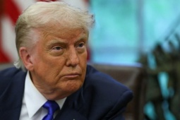 Tổng thống Donald Trump thông báo nâng thuế quan toàn cầu mới lên 15%