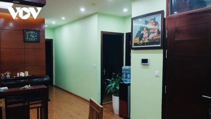 Ngân hàng siết tín dụng bất động sản: Áp lực lãi thả nổi khiến người vay lo lắng