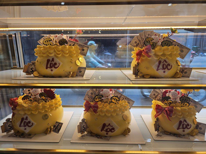 Ngoài vàng bạc, những mặt hàng nào đang “cháy hàng” dịp vía Thần Tài? - 3