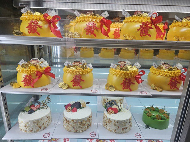 Ngoài vàng bạc, những mặt hàng nào đang “cháy hàng” dịp vía Thần Tài? - 7