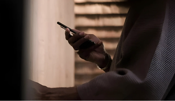 Người dùng iPhone đối mặt nguy cơ bị theo dõi vô cùng tinh vi.