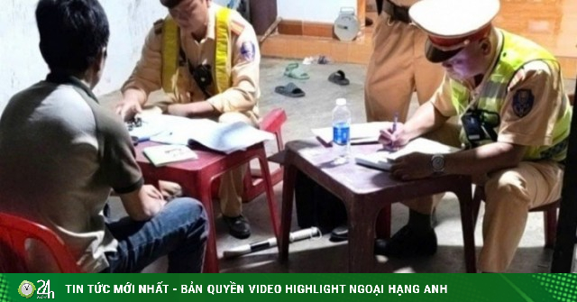 Xe 25 chỗ chở 61 người, tài xế và chủ xe bị phạt hơn 200 triệu