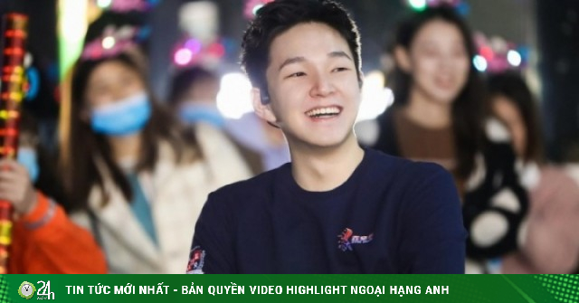 Vẻ điển trai của thiếu gia 9X thành tỷ phú sau một đêm