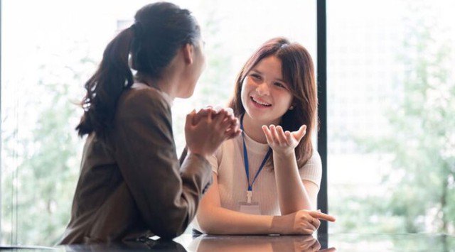 Người có EQ cao hiểu rằng việc vay tiền không chỉ là giao dịch tài chính mà còn là giao dịch cảm xúc. Ảnh minh họa