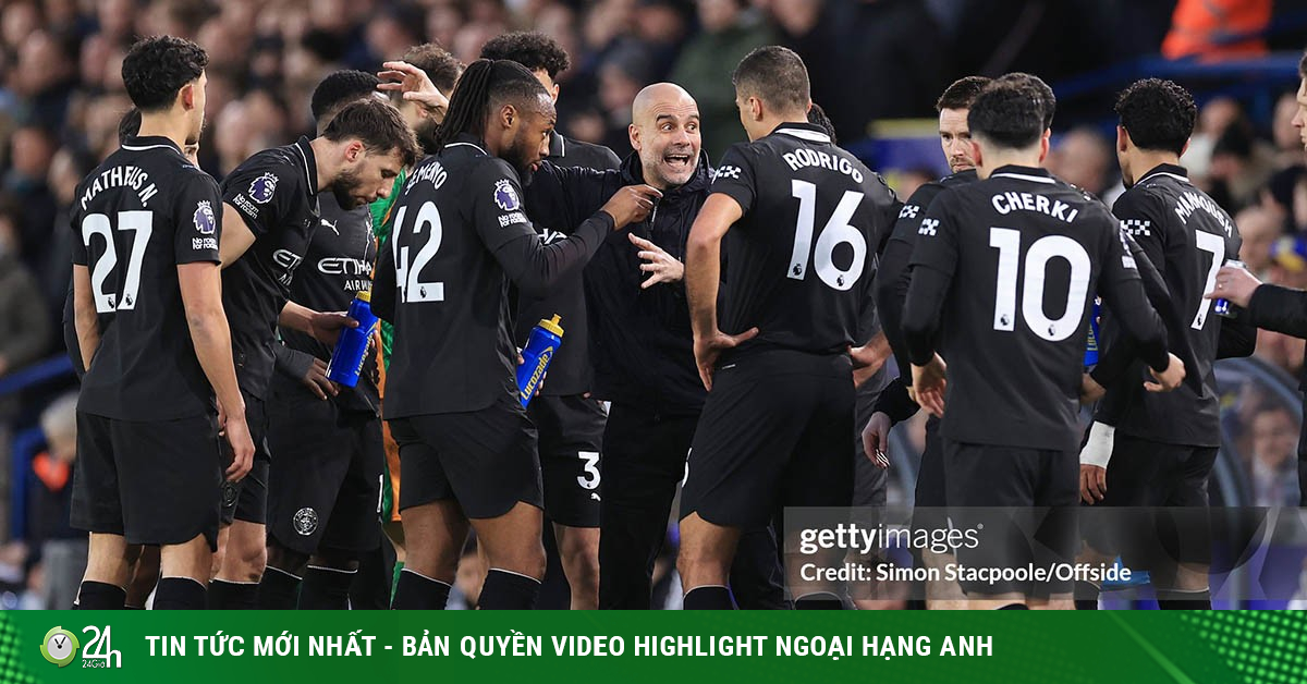 Man City phô diễn đẳng cấp: "Chấp" Haaland vẫn hạ Leeds, Arsenal run rẩy trên đỉnh