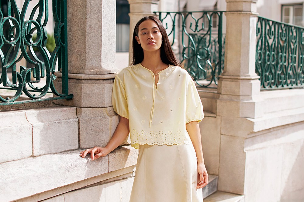 Tinh thần tối giản và phong cách Pháp hiện diện trong BST UNIQLO and COMPTOIR DES COTONNIERS - 5