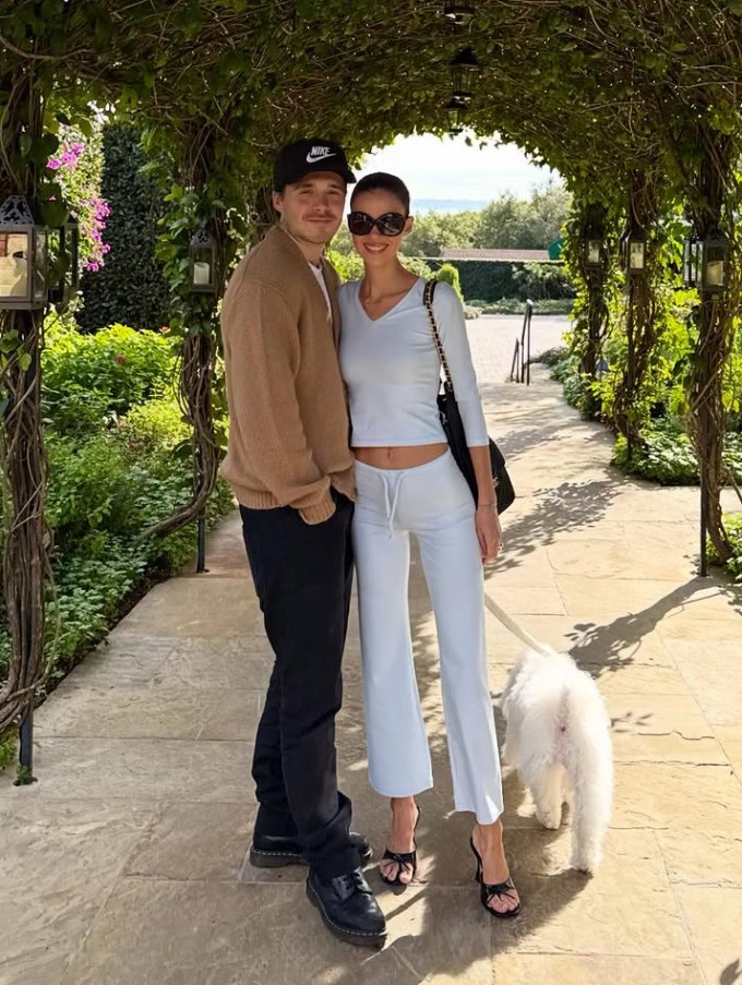 Brooklyn Beckham và Nicola Peltz.