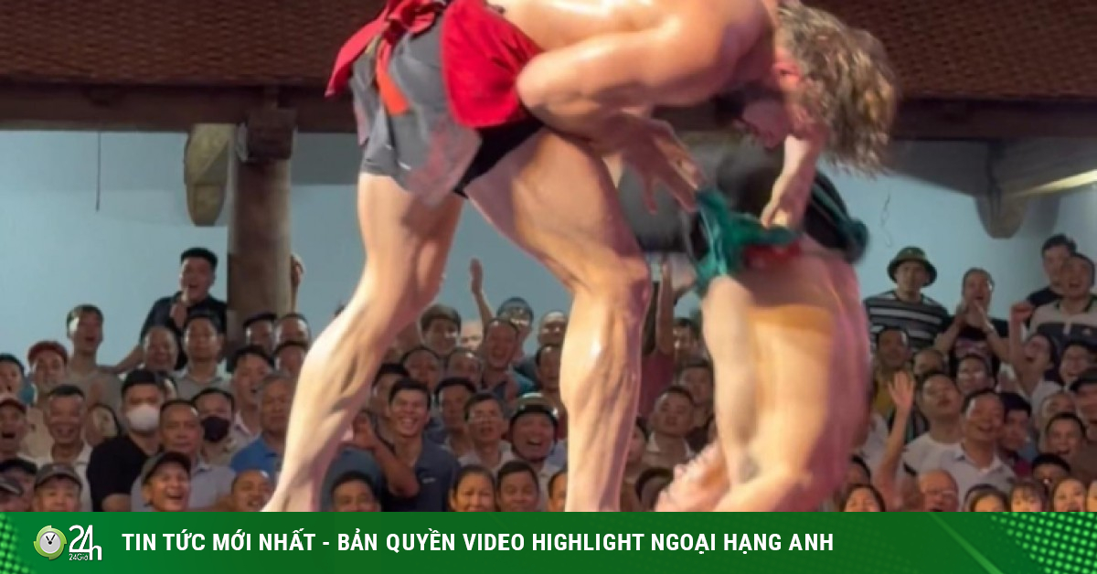 "Ông Tây" Zakhar nhấc đối thủ ném xuống sàn kiếm 35 triệu đồng, đại náo hội vật ở VN