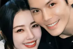 Phản ứng của hai con trai khi ông trùm giải trí để toàn bộ tài sản cho con dâu