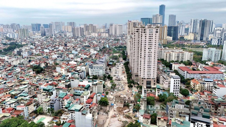 Dù được phê duyệt từ tháng 10/2017 và triển khai công tác giải phóng mặt bằng ngay cuối năm đó, nhưng nhiều năm qua tiến độ thực hiện diễn ra chậm. Từ sau ngày 1/7/2025, đặc biệt là sau Thông báo số 117 ngày 13/12/2025 của Thành ủy Hà Nội về kết luận của Bí thư Thành ủy Hà Nội Nguyễn Duy Ngọc liên quan đến dự án, các đơn vị cơ sở đã tập trung nhân lực, tăng cường vận động, đối thoại để tháo gỡ vướng mắc.