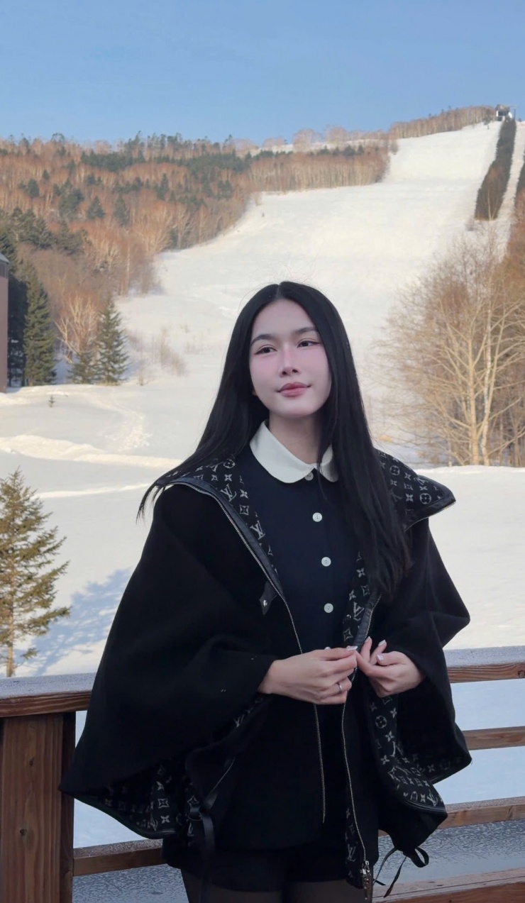 Á hậu Phương Anh diện nội y giữa trời tuyết Nhật Bản - 5