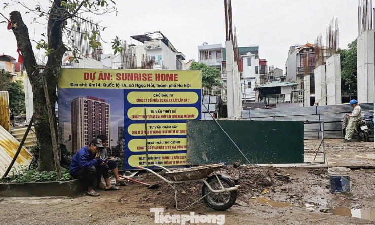 Dự &aacute;n NƠXH Sunrise Home hiện đang thi c&ocirc;ng phần th&acirc;n, dự &aacute;n c&oacute; 1 tầng hầm. Dự kiến ho&agrave;n th&agrave;nh c&ocirc;ng tr&igrave;nh đưa v&agrave;o sử dụng Qu&yacute; IV/2026.