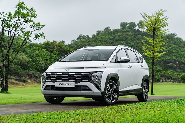 Giá xe Hyundai Stargazer tháng 2/2026, ưu đãi tới 107 triệu đồng - 3