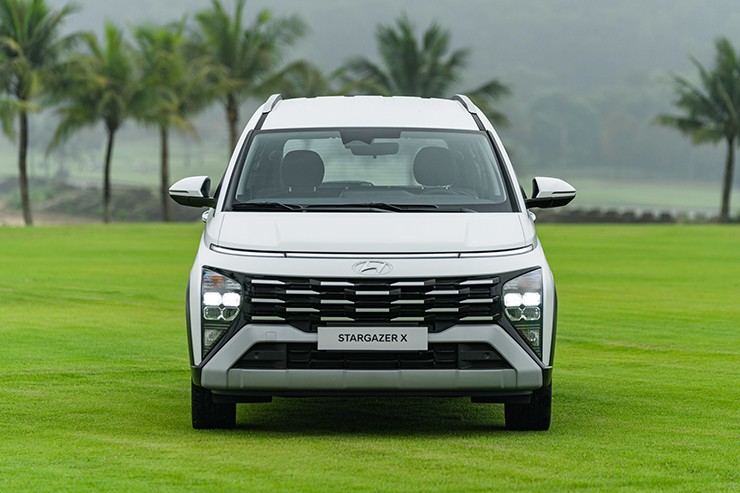 Giá xe Hyundai Stargazer tháng 2/2026, ưu đãi tới 107 triệu đồng - 4