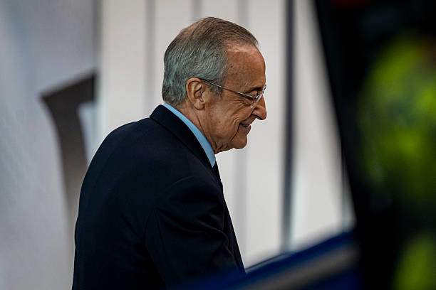 Florentino Perez không còn được fan Real đánh giá cao vì những quyết định ở CLB trong hơn 1 năm qua