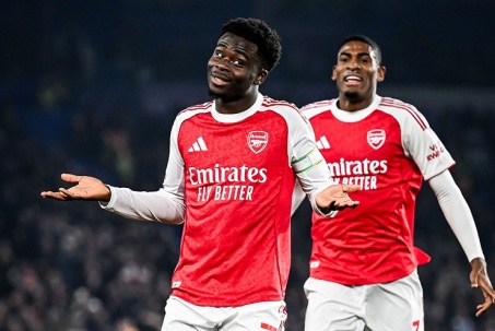 Nóng bảng xếp hạng Ngoại hạng Anh: Arsenal bỏ xa Man City, MU lỡ thời cơ bứt phá