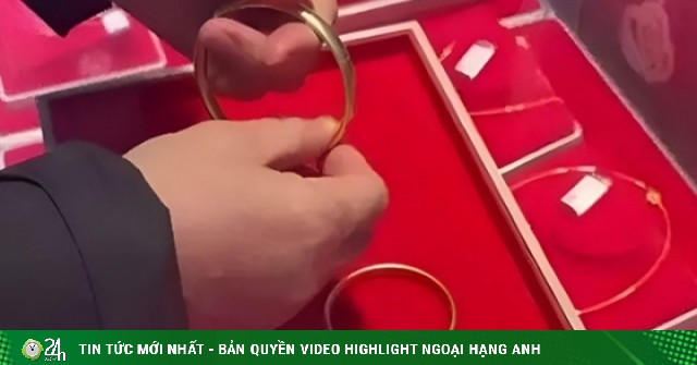 Khách chi nghìn tỷ mua vàng chỉ trong vài giờ, phía sau là bí mật động trời