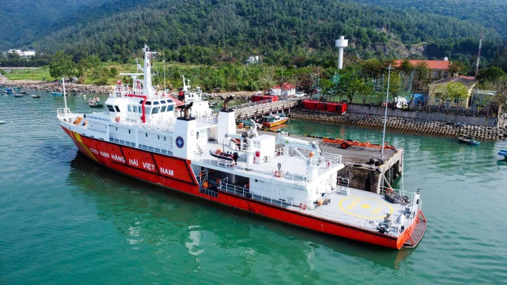 ''Siêu tàu'' SAR 631 được đóng mới tại Việt Nam và chính thức đưa vào khai thác từ năm 2024. Tàu dài 63m với nhiều tính năng vượt trội như tầm hoạt động trên 3.000 hải lý, vận tốc tối đa hơn 20 hải lý/giờ, có khả năng hoạt động xa bờ liên tục khoảng 20 ngày.